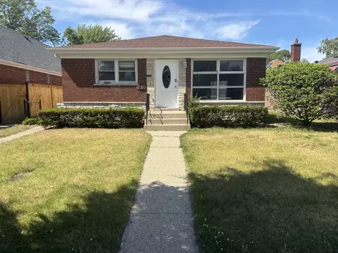 1521 Oakton St, Evanston, IL 60202