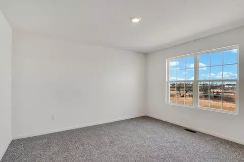 Bedroom - 2648 Arrowhead Dr, Pingree Grove, IL 60140 photo 2 of 5