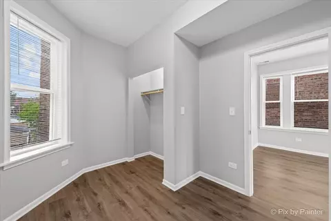 Entry Way - 6802 S Champlain Ave, Chicago, IL 60637 photo 8 of 12