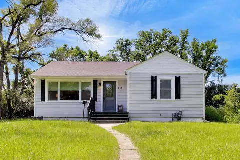 810 S Jackson St, Hinsdale, IL 60521