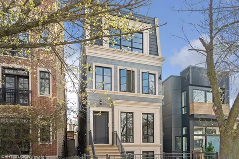 2817 N Lakewood Ave #2, Chicago, IL 60657