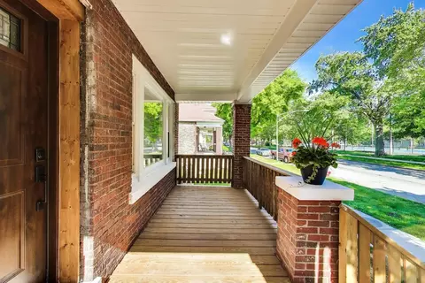 Exterior - 524 E 90th St, Chicago, IL 60619 photo 3 of 9