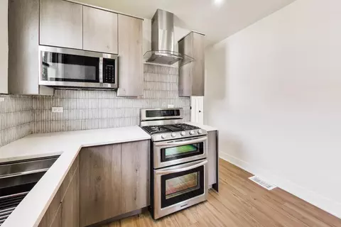 Kitchen - 524 E 90th St, Chicago, IL 60619 photo 2 of 3