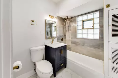 Bath - 524 E 90th St, Chicago, IL 60619 photo 1 of 3