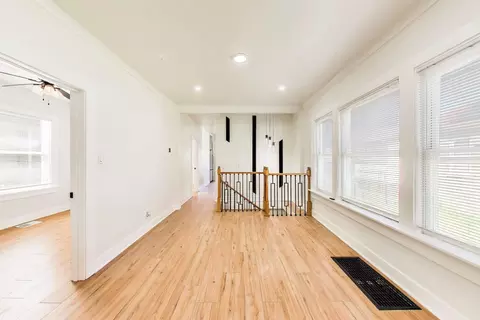 Entry Way - 524 E 90th St, Chicago, IL 60619 photo 1 of 2