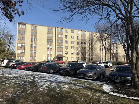9725 S Karlov Ave #305, Oak Lawn, IL 60453