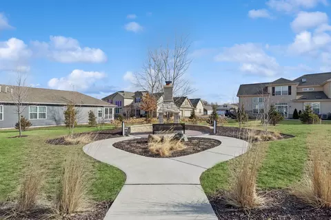Exterior - 2956 Harnish Dr, Algonquin, IL 60102 photo 2 of 4