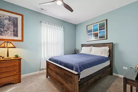 Bedroom - 2956 Harnish Dr, Algonquin, IL 60102 photo 1 of 2