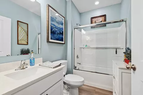 Bath - 2956 Harnish Dr, Algonquin, IL 60102 photo 1 of 2
