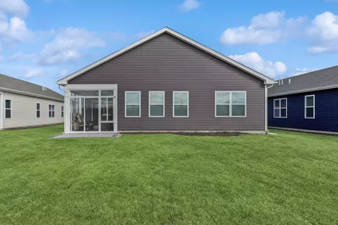 Exterior - 2956 Harnish Dr, Algonquin, IL 60102 photo 4 of 4