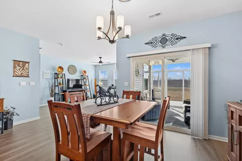 Dining - 2956 Harnish Dr, Algonquin, IL 60102 photo 1 of 2
