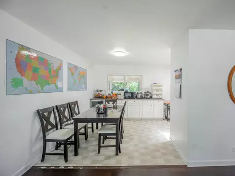 Dining - 1606 Wilson Ave, Wheaton, IL 60189 photo 1 of 1