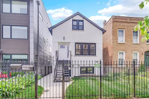 1520 N Campbell Ave, Chicago, IL 60622