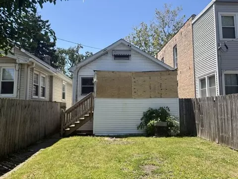 Exterior - 826 Circle Ave, Forest Park, IL 60130 photo 3 of 4