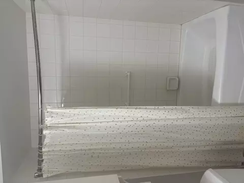 Bath - 16537 Spangler Rd, Plainfield, IL 60586 photo 1 of 3