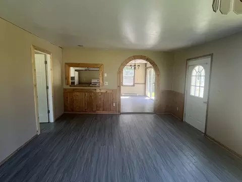 Living - 50 SE 3rd St, Galva, IL 61434 photo 2 of 4