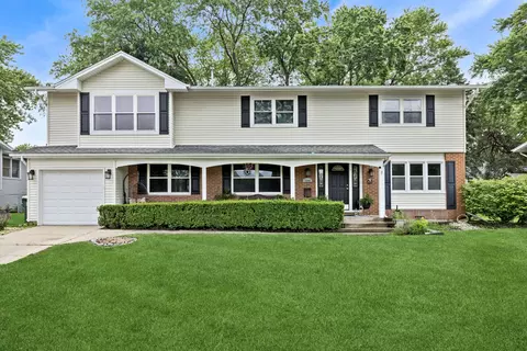 1144 E Anderson Dr, Palatine, IL 60074