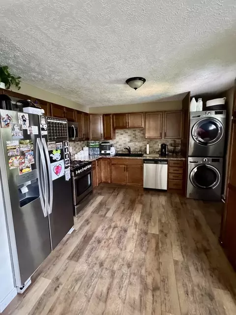 Kitchen - 326 Rowe Dr, Bloomington, IL 61701 photo 1 of 4