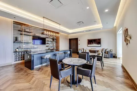 Dining - 363 E Wacker Dr #2709, Chicago, IL 60601 photo 6 of 9