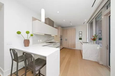 Kitchen - 363 E Wacker Dr #2709, Chicago, IL 60601 photo 1 of 5