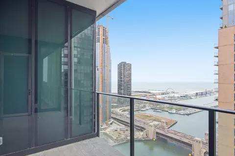 View/Area - 363 E Wacker Dr #2709, Chicago, IL 60601 photo 1 of 4