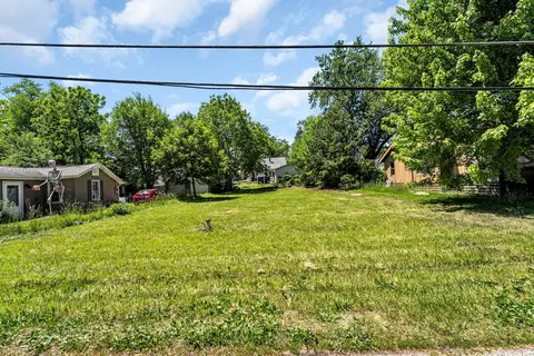 34816 N Forest Ave, Ingleside, IL 60041
