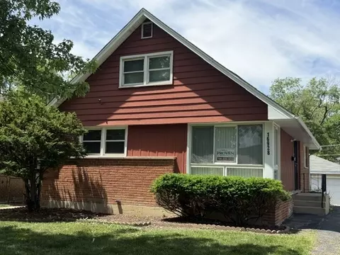16928 Old Elm Dr, Country Club Hills, IL 60478