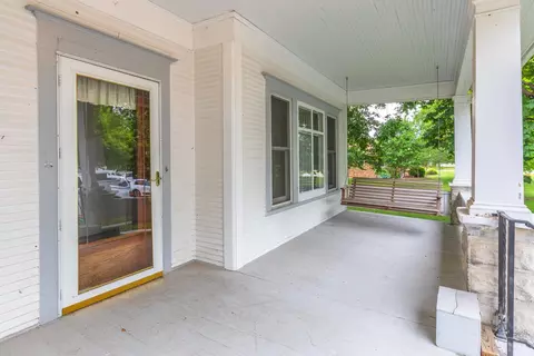 Exterior - 316 E Cleveland St, Cullom, IL 60929 photo 5 of 13