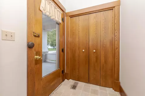 Entry Way - 316 E Cleveland St, Cullom, IL 60929 photo 1 of 6