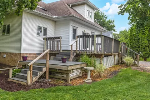Exterior - 316 E Cleveland St, Cullom, IL 60929 photo 10 of 13