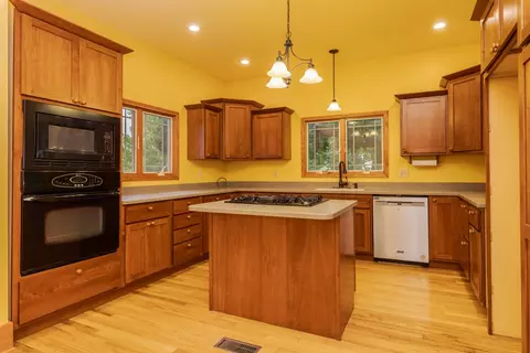 Kitchen - 316 E Cleveland St, Cullom, IL 60929 photo 3 of 5