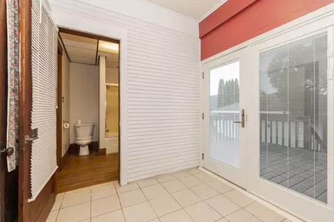 Entry Way - 316 E Cleveland St, Cullom, IL 60929 photo 3 of 6