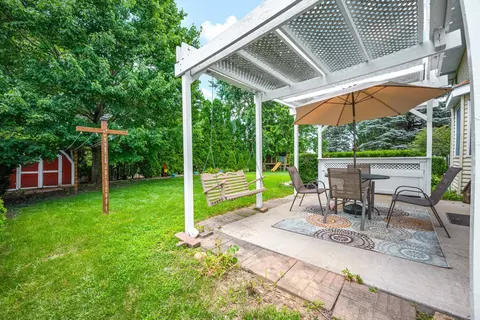 Exterior - 109 Cornell Dr, Normal, IL 61761 photo 5 of 7
