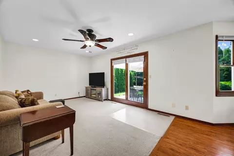 Living - 109 Cornell Dr, Normal, IL 61761 photo 3 of 4