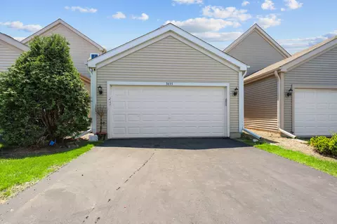 Exterior - 3633 Hyde Park Ct, Elgin, IL 60124 photo 2 of 2