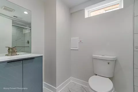 Bath - 1651 E 91st St, Chicago, IL 60617 photo 5 of 5