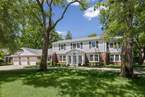 1150 Willow Ln, Northbrook, IL 60062