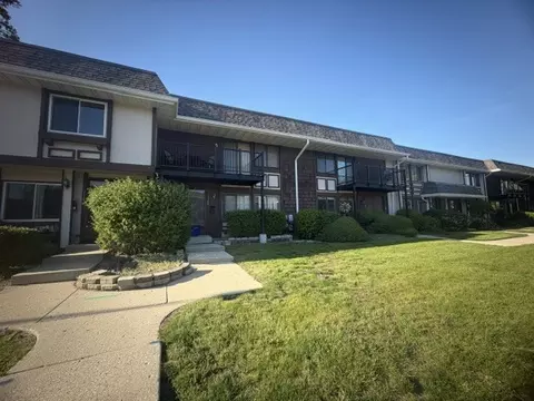 1140 Court G Ct, Hanover Park, IL 60133