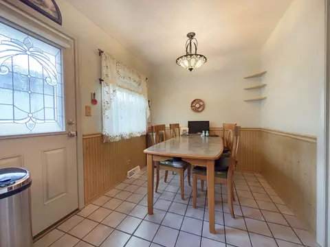Dining - 1406 Taft Ave, Wheaton, IL 60189 photo 1 of 1