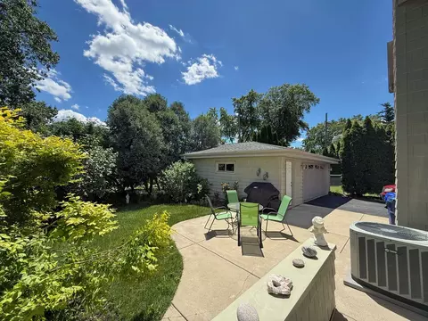 Exterior - 1406 Taft Ave, Wheaton, IL 60189 photo 4 of 6