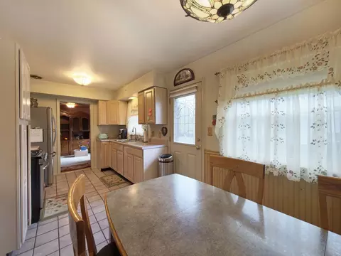 Kitchen - 1406 Taft Ave, Wheaton, IL 60189 photo 3 of 3