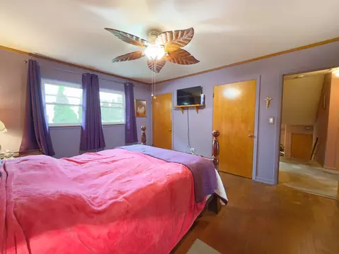 Bedroom - 1406 Taft Ave, Wheaton, IL 60189 photo 4 of 6