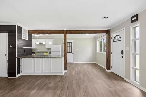 Living - 2606 Forestwood Dr, Mchenry, IL 60051 photo 3 of 3