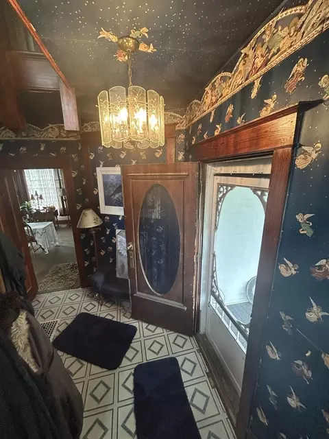Entry Way - 108 S Gray St, Sidell, IL 61876 photo 8 of 16