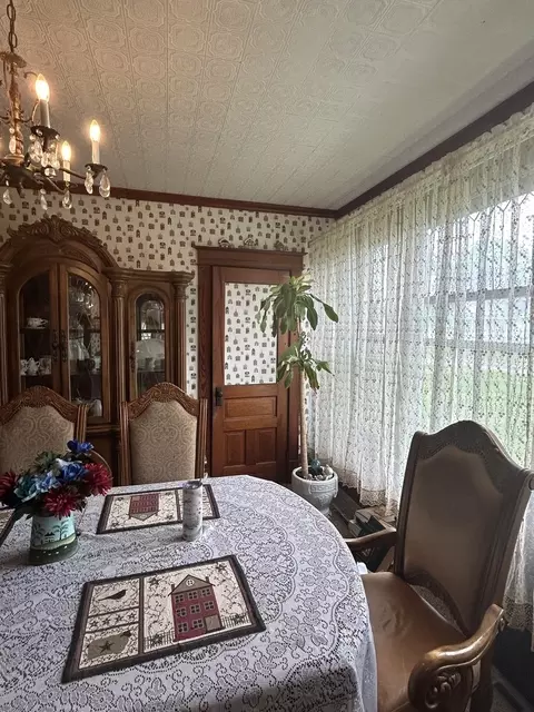 Dining - 108 S Gray St, Sidell, IL 61876 photo 11 of 13