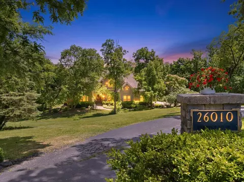 26010 W Airport Rd, Minooka, IL 60447