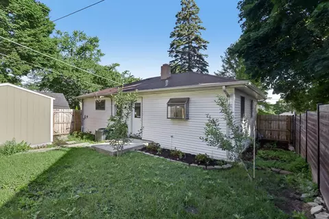 Exterior - 104 E Division St, Lemont, IL 60439 photo 9 of 10