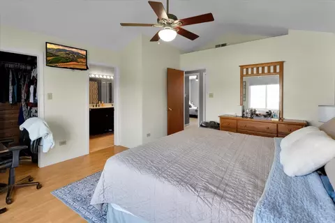 Bedroom - 1410 Martin Ct, Plainfield, IL 60586 photo 7 of 9
