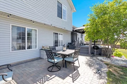 Exterior - 1410 Martin Ct, Plainfield, IL 60586 photo 8 of 11