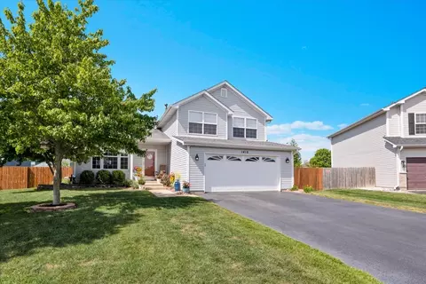 Exterior - 1410 Martin Ct, Plainfield, IL 60586 photo 2 of 11